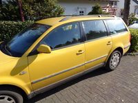 Gebraucht VW Passat 90 PS (66 kW) 1999 Gelb Kombi