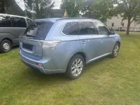 Gebraucht Mitsubishi Outlander P-HEV Plus 121 PS (88 kW) 2014 Blau SUV