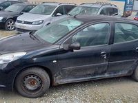 Gebraucht Peugeot 206+ 82 PS (60 kW) 2010 Schwarz Kleinwagen