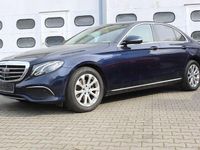 Gebraucht Mercedes E220 194 PS (142 kW) 2016 Cavansitblau  metalliclack Limousine