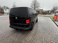 Gebraucht VW Multivan Highline 179 PS (131 kW) 2010 Schwarz Van