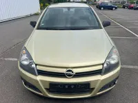 Gebraucht Opel Astra 105 PS (77 kW) 2004 Gold Limousine