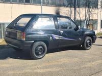 Usado Opel Corsa 45 HP (33 kW) 1992 Preto Citadino