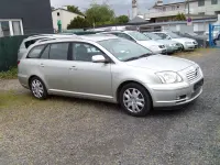 Gebraucht Toyota Avensis Sol 129 PS (94 kW) 2005 Silber Kombi