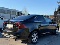 Gebraucht Volvo S60 Momentum 179 PS (131 kW) 2011 Schwarz Limousine