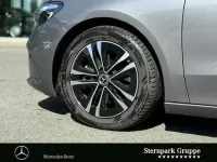 Gebraucht Mercedes B200 Progressive 163 PS (119 kW) 2023 Grau Kleinwagen