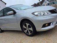 Gebraucht Nissan Pulsar 116 PS (85 kW) 2016 Silber Kleinwagen