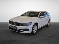 Gebraucht VW Passat Basis 150 PS (110 kW) 2023 Weiß Kombi