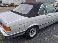 Gebraucht BMW 316 90 PS (66 kW) 1978 Silber Cabrio