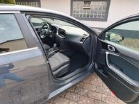 Gebraucht Kia Ceed Vision 160 PS (117 kW) 2024 Grau Kleinwagen