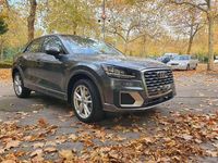 Gebraucht Audi Q2 Ambiente 150 PS (110 kW) 2017 Grau SUV