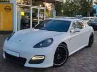 Gebraucht Porsche Panamera Turbo 500 PS (367 kW) 2011 Weiß Kleinwagen