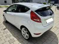 Gebraucht Ford Fiesta Titanium 82 PS (60 kW) 2009 Weiß Limousine