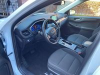 Gebraucht Ford Kuga Titanium 224 PS (164 kW) 2022 Weiß SUV