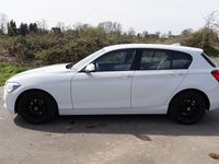 Gebraucht BMW 02 136 PS (100 kW) 2015 Weiß Limousine