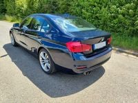 Gebraucht BMW 330e iPerformance 252 PS (185 kW) 2017 Blau Limousine
