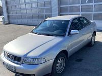 Usata Audi A4 Performance 165 CV (121 kW) 1999 Argento Berlina