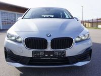 gebraucht BMW 216 7 Sitzer Navi Sitzhzg 8 fach