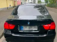 Gebraucht BMW 320 177 PS (130 kW) 2009 Schwarz Limousine