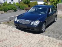 Gebraucht Mercedes E220 150 PS (110 kW) 2004 Schwarz Kombi