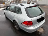 Gebraucht VW Golf V 105 PS (77 kW) 2008 Silber Kombi