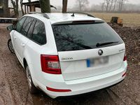 Gebraucht Skoda Octavia 150 PS (110 kW) 2016 Kleinwagen