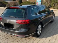 Gebraucht VW Passat 190 PS (139 kW) 2019 Grau Kombi