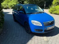 Używany Skoda Fabia 60 KM (44 kW) 2008 Niebieski Kombi
