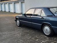 Gebraucht Mercedes 190 109 PS (80 kW) 1993 Blau Limousine