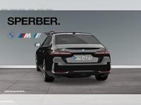 Gebraucht BMW i5 250 kW (340 PS) 2025 Schwarz (saphirschwarz) Limousine