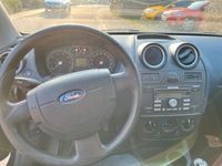 gebraucht Ford Fiesta 1.3
