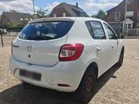 Gebraucht Dacia Sandero 90 PS (66 kW) 2014 Weiß Kleinwagen