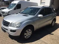 Gebraucht Mercedes ML320 224 PS (164 kW) 2007 Silber SUV
