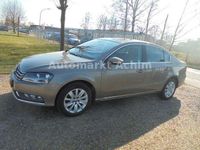 Gebraucht VW Passat Comfortline 122 PS (89 kW) 2011 Braun Limousine