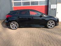 Gebraucht Ford Focus ST 250 PS (183 kW) 2016 Schwarz Limousine