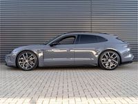 Neu Porsche Taycan Sport Turismo 319 kW (435 PS) 2026 Grau Kombi