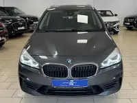 Gebraucht BMW 220 Gran Tourer Advantage 190 PS (139 kW) 2022 Grau Van / Kleinbus