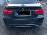 Gebraucht BMW 320 M Sport 177 PS (130 kW) 2009 Schwarz Limousine