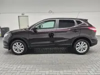 Gebraucht Nissan Qashqai 116 PS (85 kW) 2017 Dark violet met. SUV