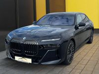 Gebraucht BMW 740 M Sport 286 PS (210 kW) 2025 Schwarz Limousine