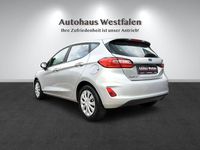 Gebraucht Ford Fiesta Cool & Connect 75 PS (55 kW) 2022 Silber Limousine
