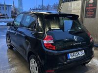 Gebraucht Renault Twingo Life 69 PS (50 kW) 2016 Schwarz Kleinwagen