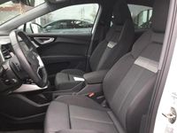 Gebraucht Audi e-tron S-Line 210 kW (286 PS) 2024 Gletscherweiß (metallic) SUV