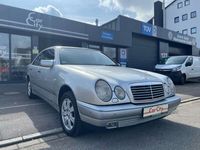 gebraucht Mercedes E320 4-Matic*VollAusttatung*Memory*Schiebedach*Xenon