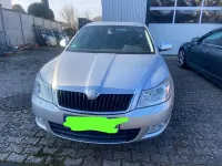 Używany Skoda Octavia Ambiente 122 KM (89 kW) 2010 Srebrny Kombi