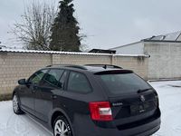 Gebraucht Skoda Octavia Joy 150 PS (110 kW) 2016 Schwarz Kleinwagen