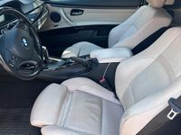 Gebraucht BMW 335 Cabriolet 306 PS (225 kW) 2010 Grau Cabrio