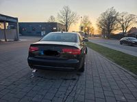 Gebraucht Audi A4 136 PS (100 kW) 2015 Schwarz Limousine
