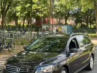 Gebraucht VW Passat 105 PS (77 kW) 2011 Grau Limousine