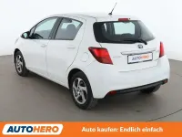 Gebraucht Toyota Yaris Hybrid Edition-S 101 PS (74 kW) 2017 Weiß Limousine